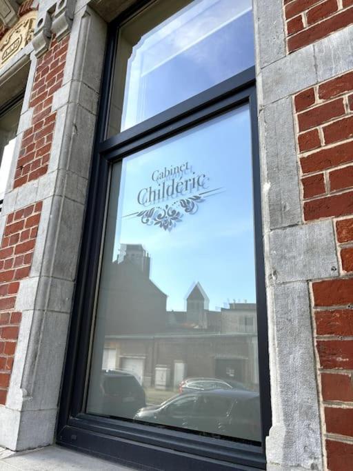 Apartament Au Cabinet Childeric Tournai Zewnętrze zdjęcie