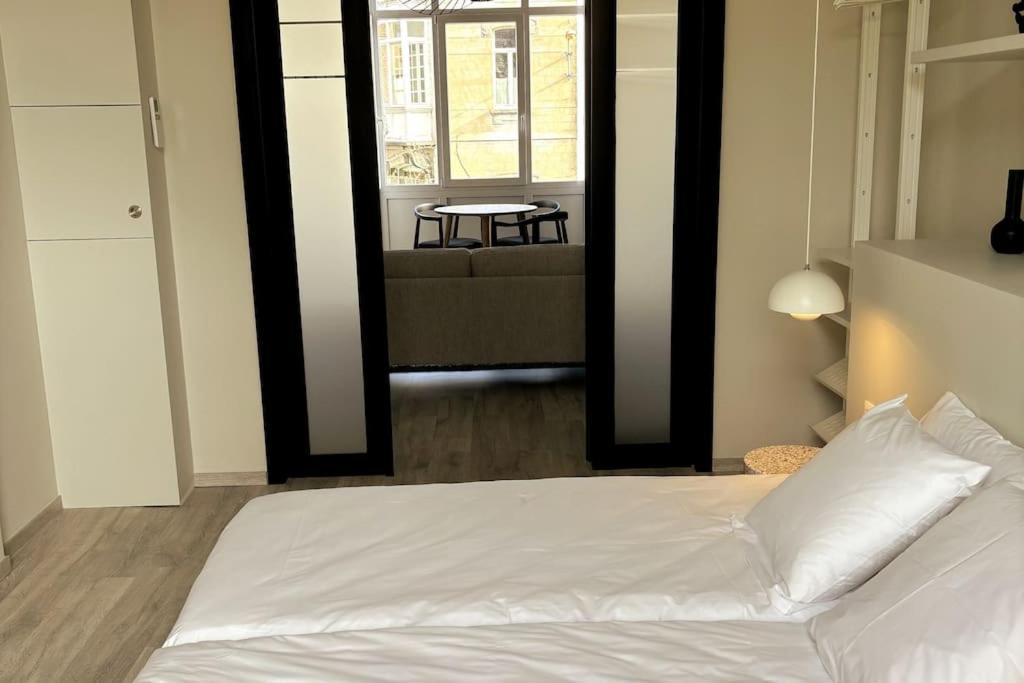 Apartament Au Cabinet Childeric Tournai Zewnętrze zdjęcie